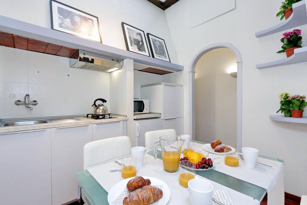 Laterano 238 Apartment Рим Екстериор снимка